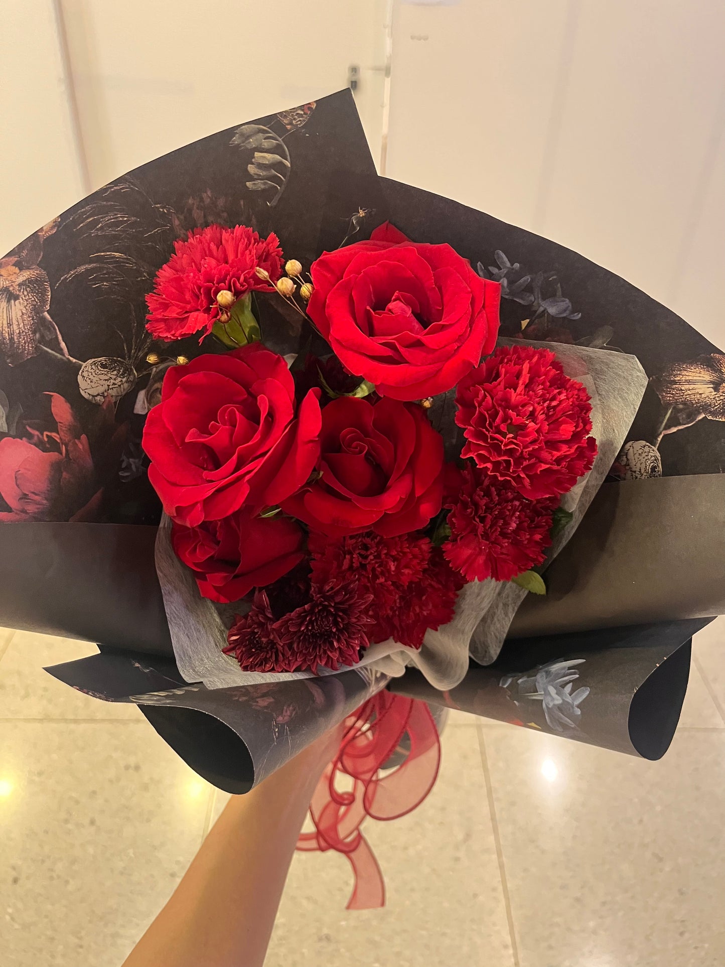 Fresh Red Roses and Flowers Bouquet