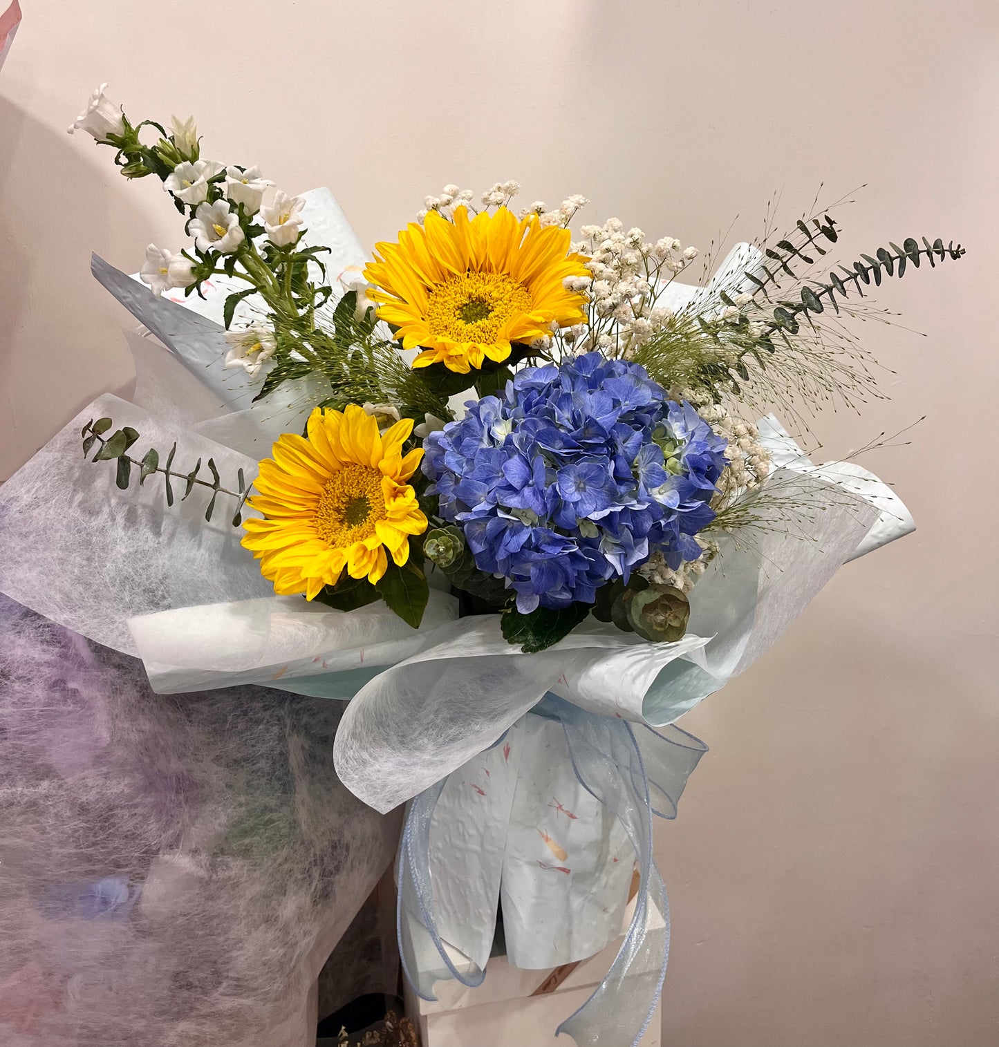 Fresh Sunflower and Hydrangea Bouquet