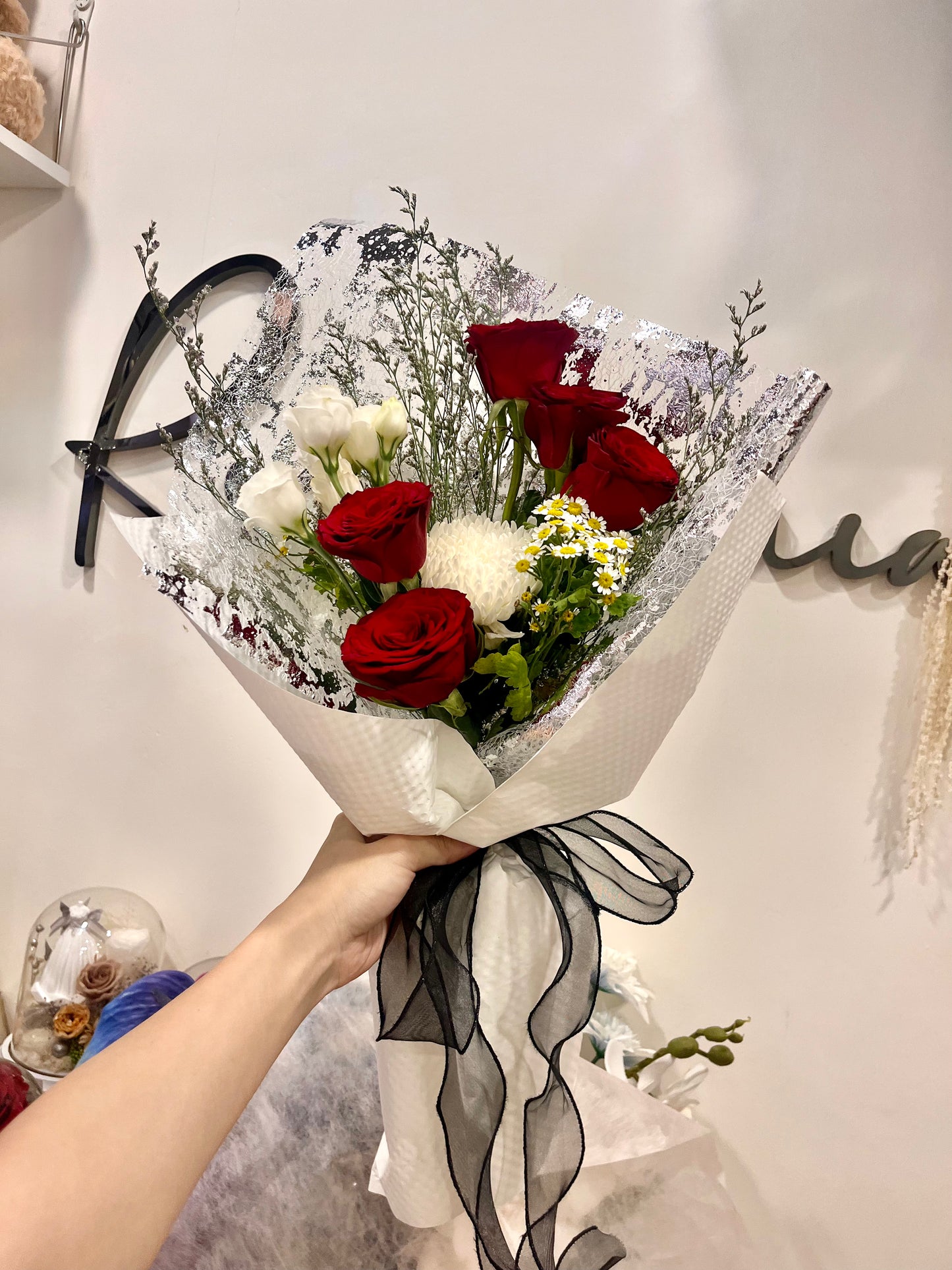 Fresh Red Roses Bouquet