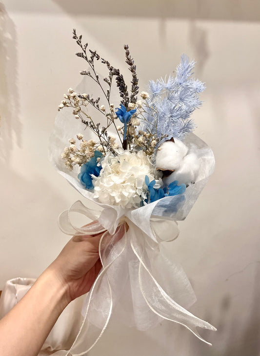 Preserved Blue Tone Mini Bouquet