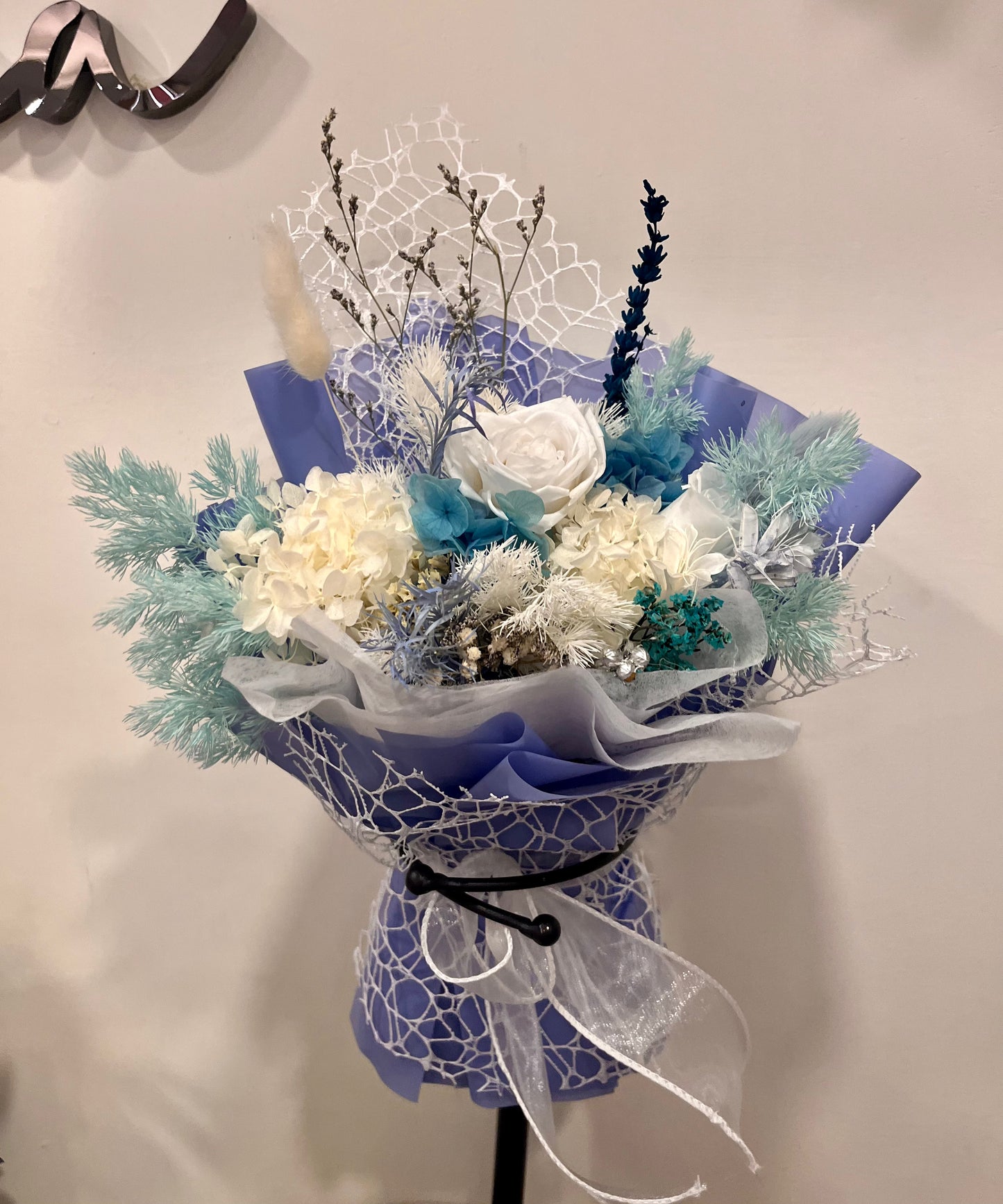 Preserved Blue Tone Roses Bouquet 藍色調保鮮花玫瑰花束