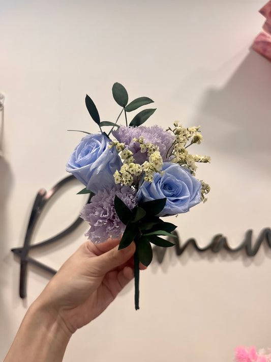 Preserved Blue Roses x2 + Carnation x2 Arrangement