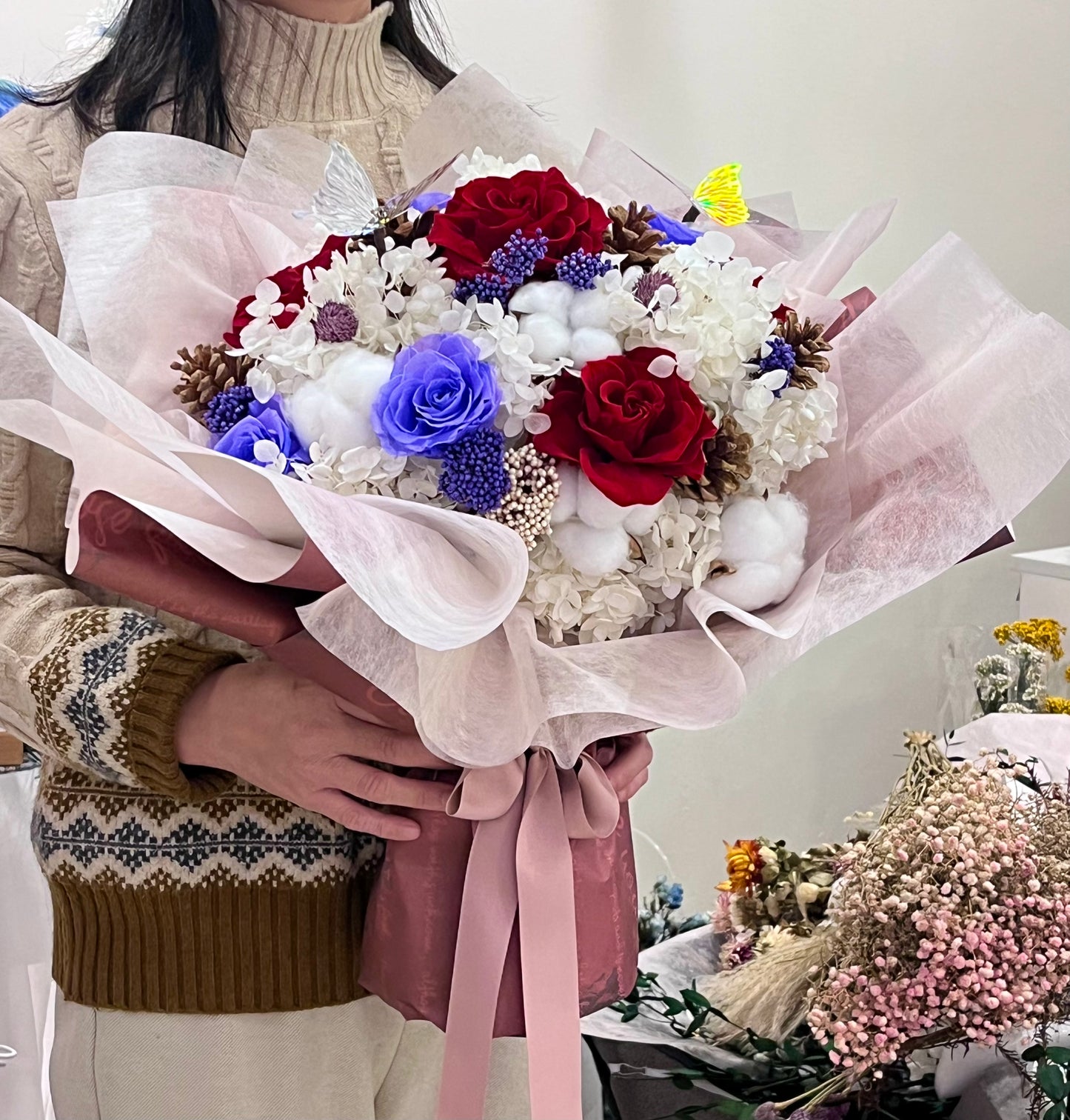 55-60cm Sphere Red & Purple Preserved Roses Bouquet (圓球體）