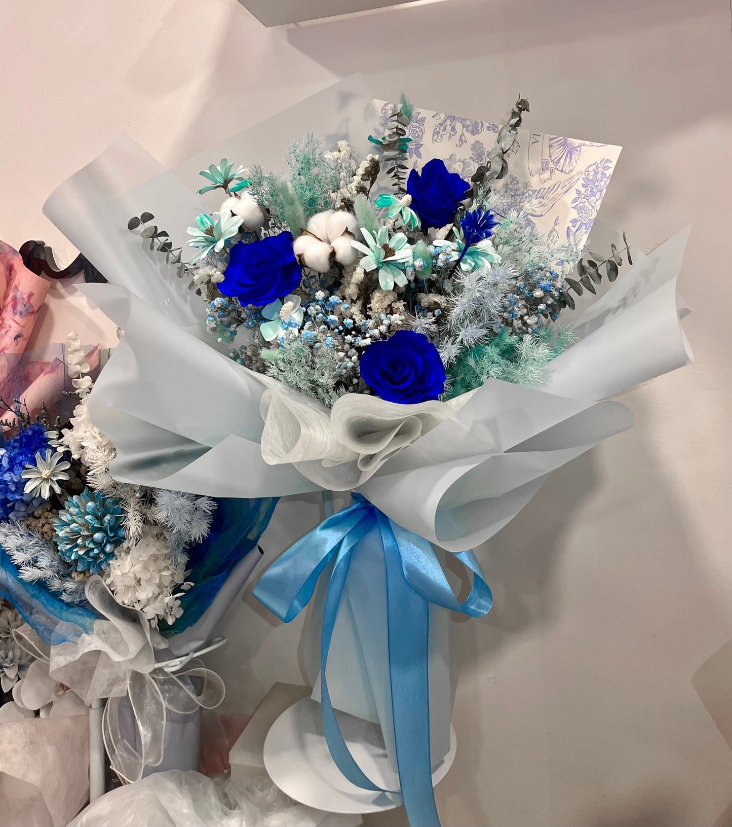 Preserved Blue Tone Roses Bouquet 藍色調保鮮花玫瑰花束