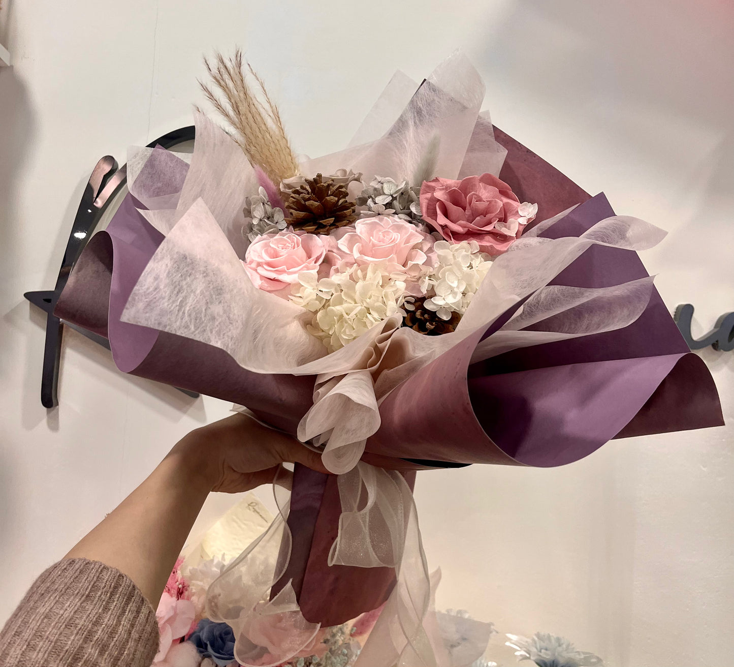 Low Saturation Tone Pink Preserved Roses Bouquet