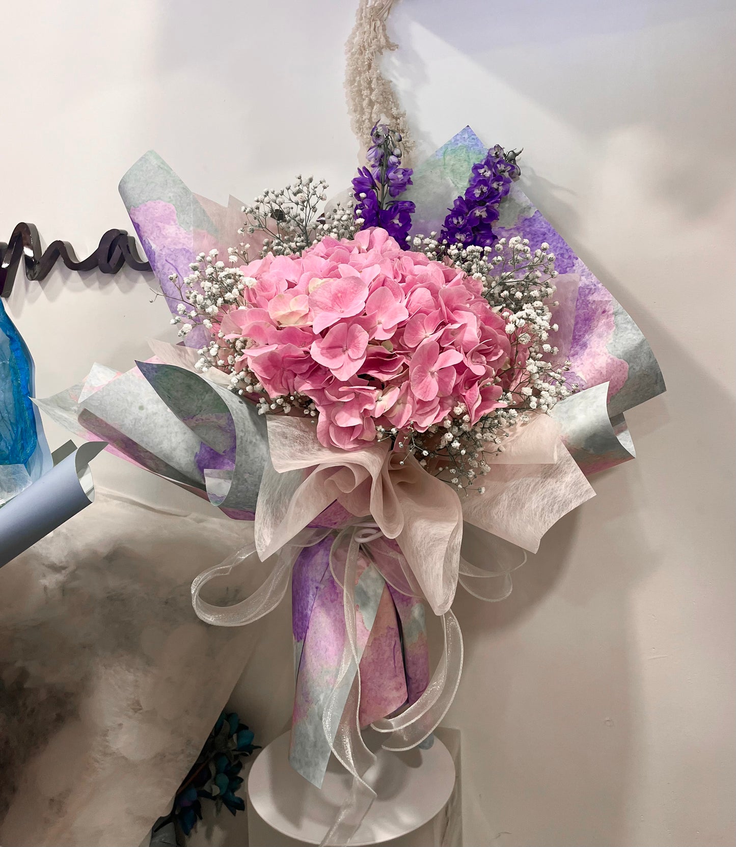 Fresh Hydrangea and Baby's Breath Bouquet 繡球滿天星鮮花花束