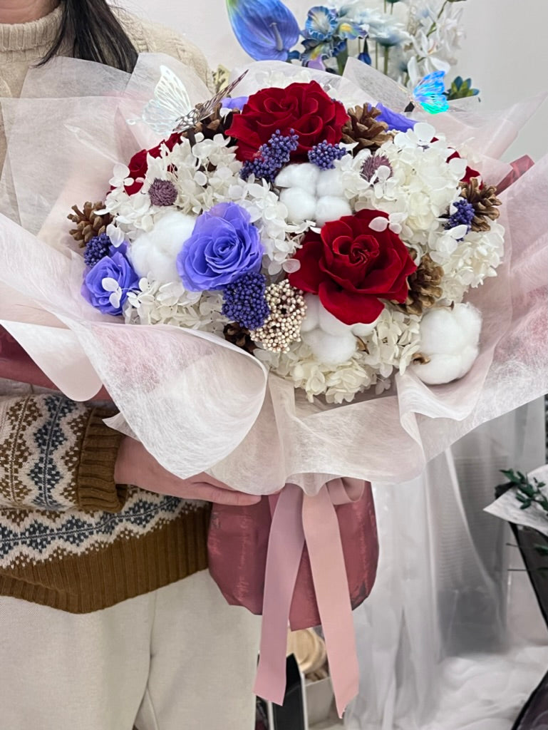 55-60cm Sphere Red & Purple Preserved Roses Bouquet (圓球體）