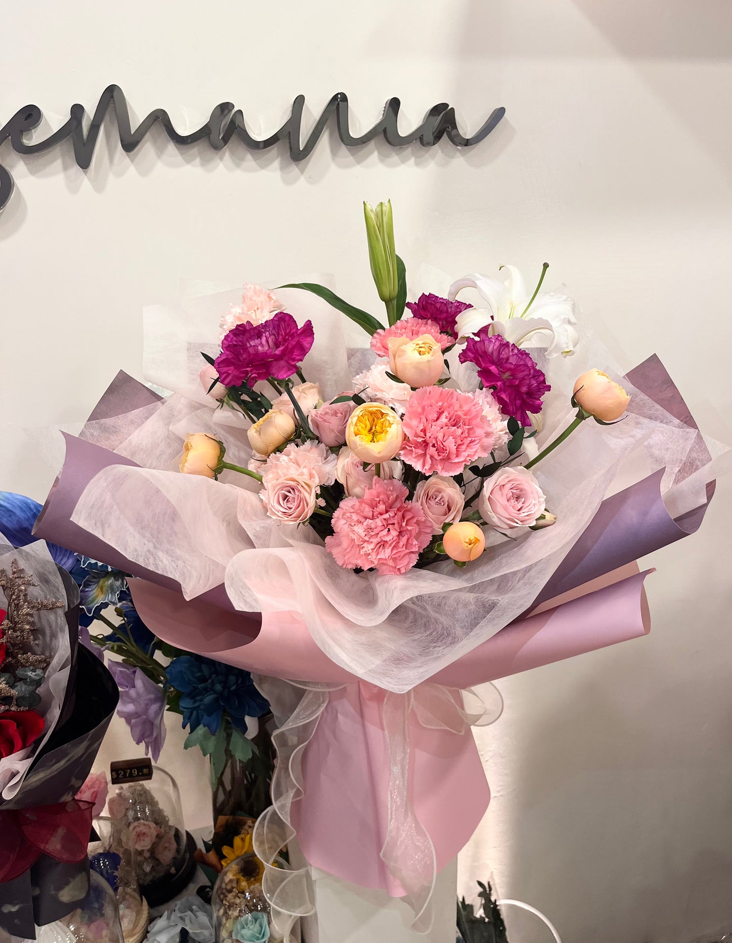 Grand Fresh Flowers Bouquet