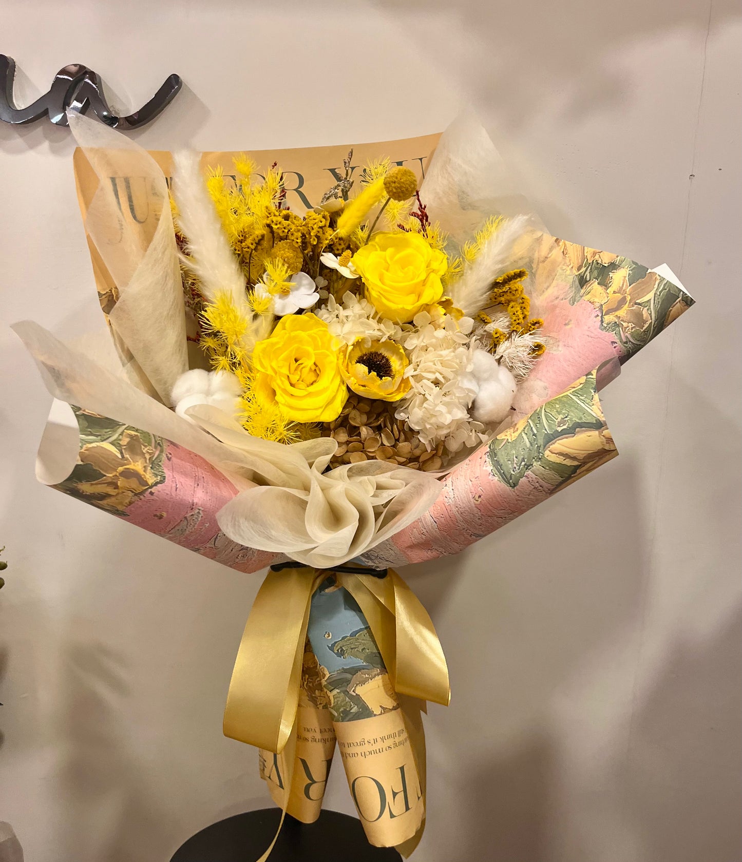 Preserved Yellow Tone Roses Bouquet 黃色調保鮮花玫瑰花束