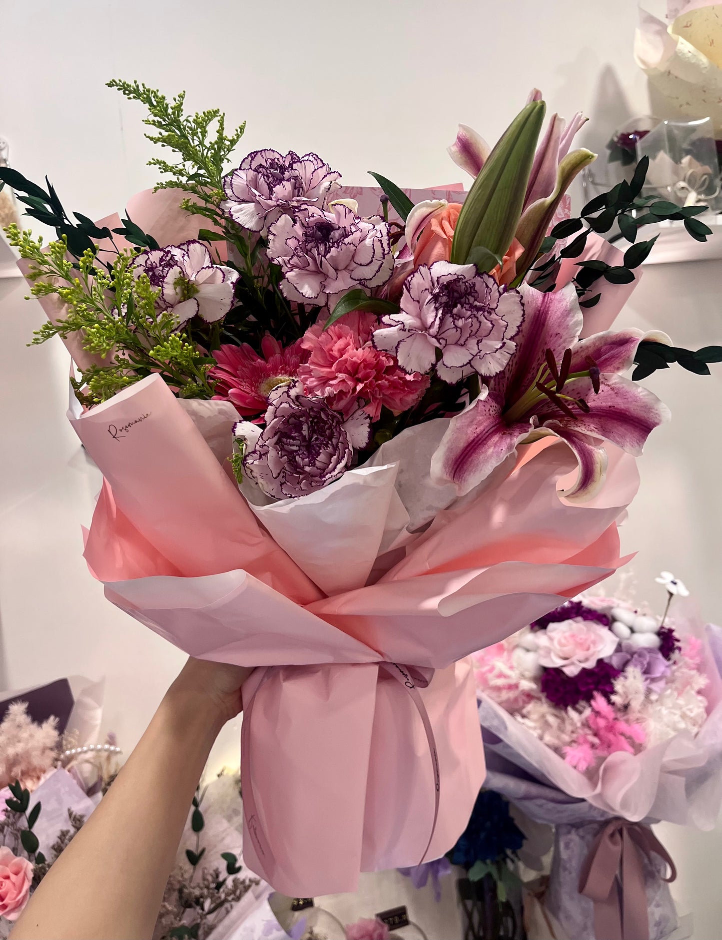 Fresh Lily Barberton Daisy Carnation Flowers Bouquet