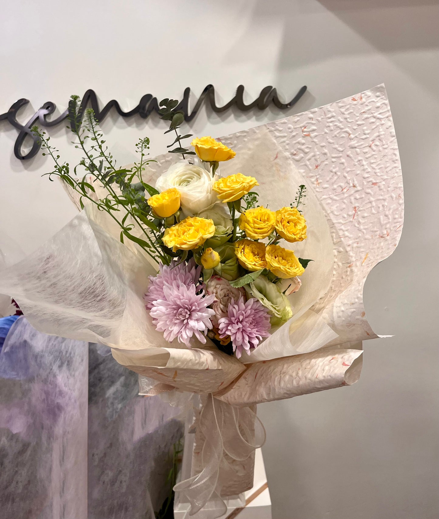 Fresh Yellow Roses Bouquet